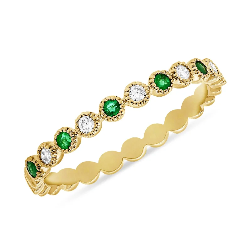 Pear-Shaped Rings-Emerald & Diamond Ring made in 14K Gold