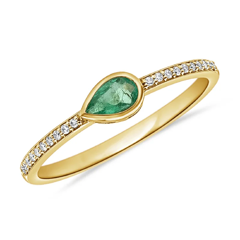 Geometric Engagement Rings-Exquisite Emerald Pear Ring with Diamond Accent