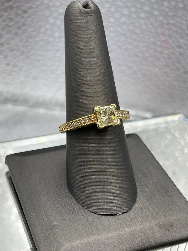 Classic Engagement Rings-Ladies 14 Karat Yellow Gold Princess Cut Diamond Engagement Ring