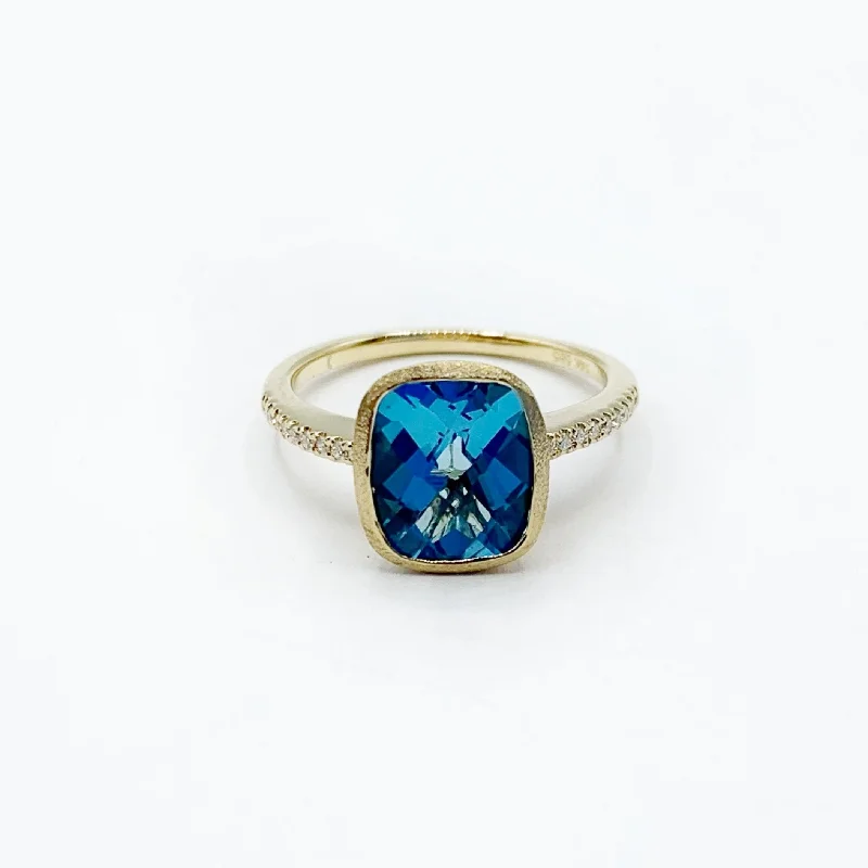 Fashionable Rings-Swiss Blue Topaz with diamonds