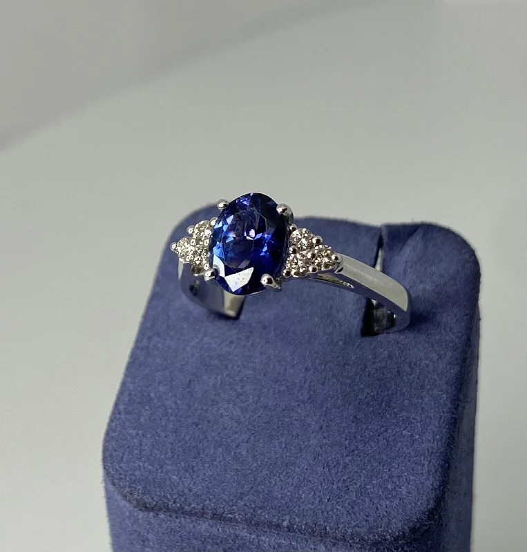 Oval Engagement Rings-White Gold Oval-Shape Natural Tanzanite and Diamond Ring