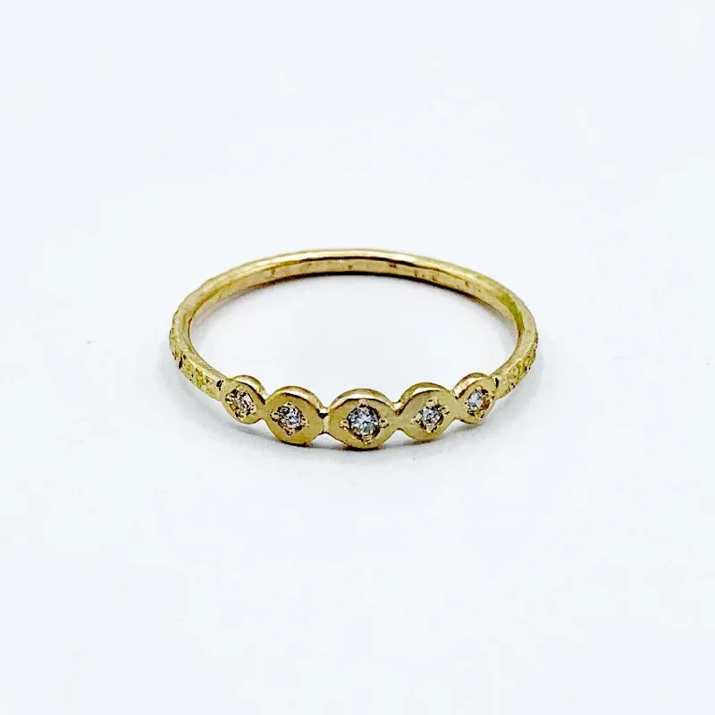 Titanium Rings-Golden Planets with Diamonds Centers on a Golden Band