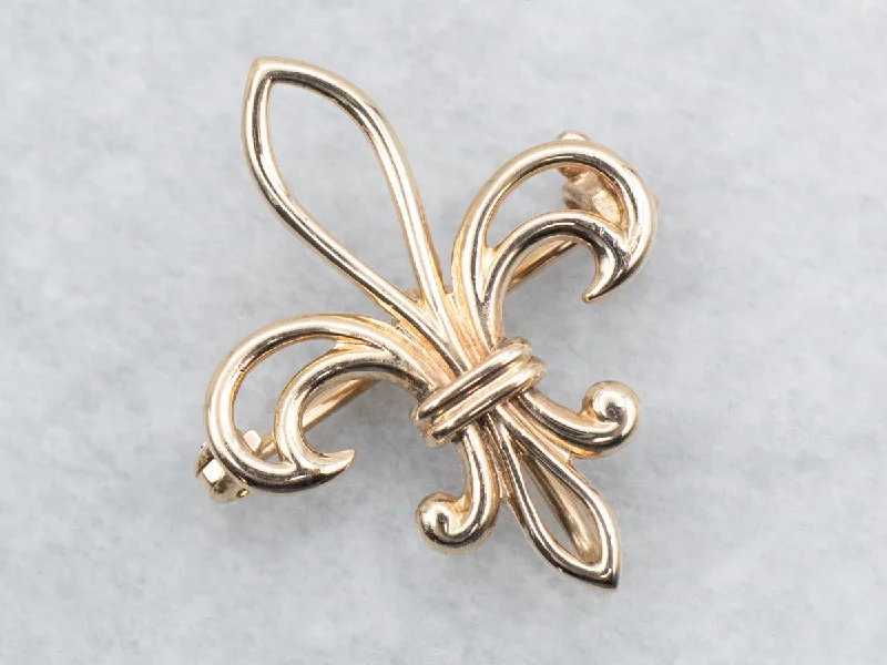 Fashionable Brooch-Fleur de Lis Cutout Brooch