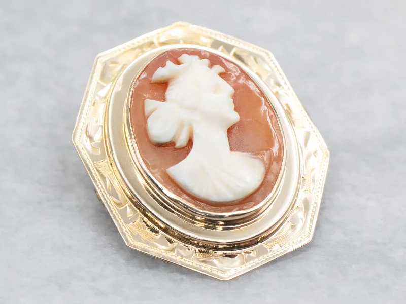 Bridal Jewelry Brooch-Vintage Shell Cameo Brooch or Pendant